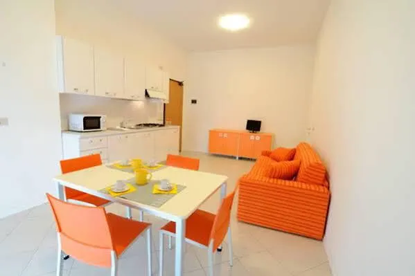 Residence Antares - Agenzia Cocal カオルレ 4*,